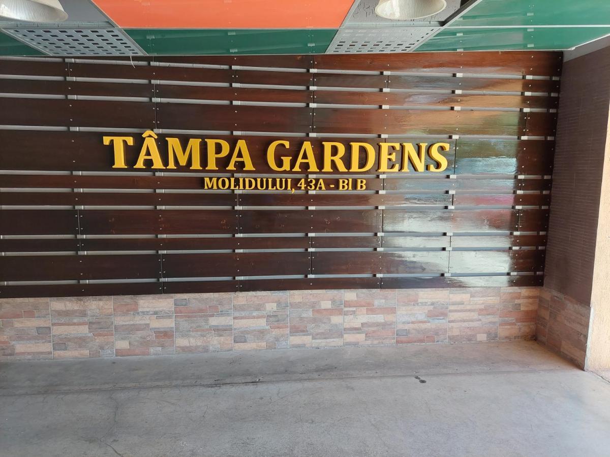 Tampa Gardens Apartment Brasov Luaran gambar