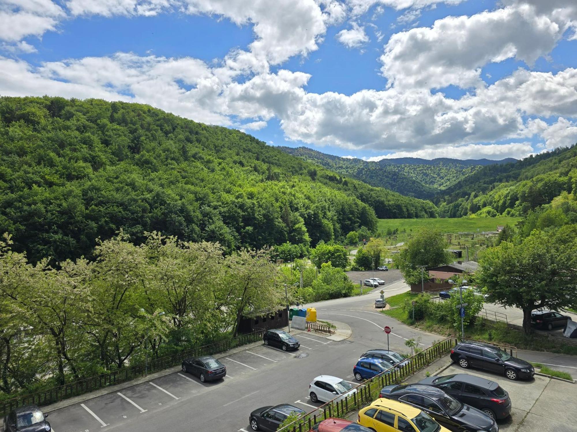 Tampa Gardens Apartment Brasov Luaran gambar